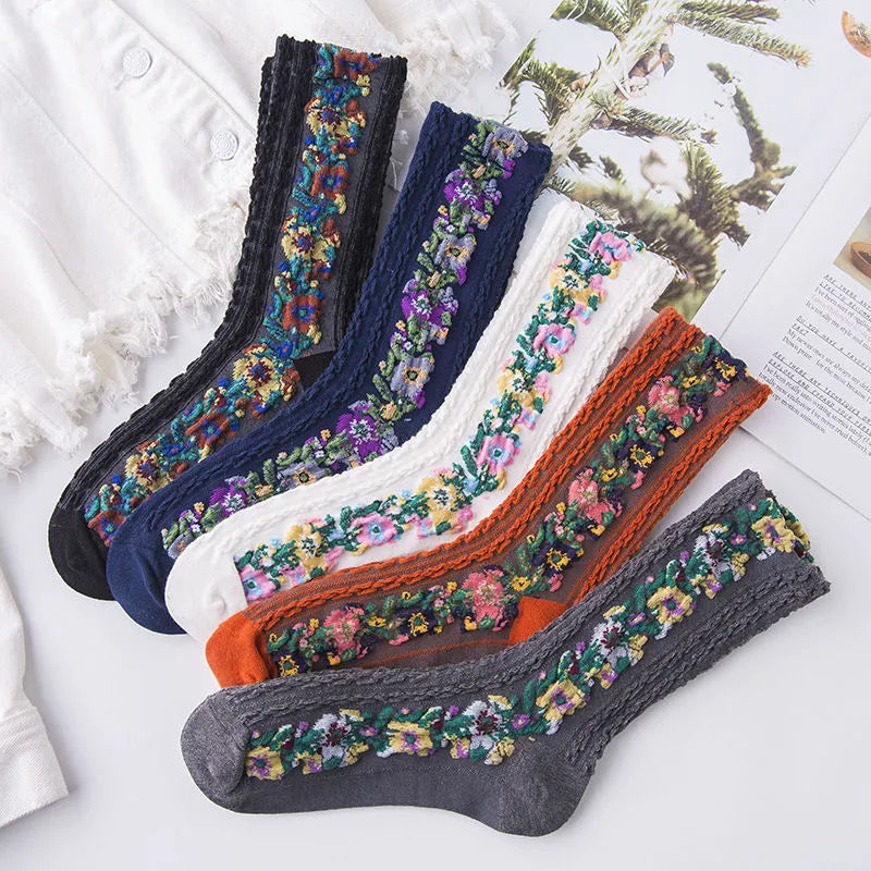 Retroses™ Vintage Embroidered Floral Socks