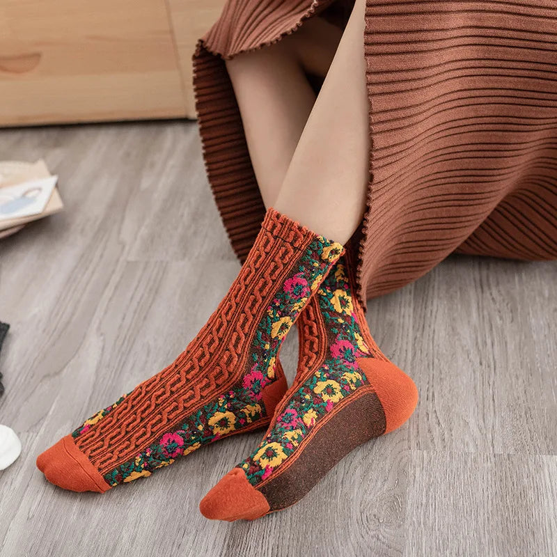 Retroses™ Vintage Embroidered Floral Socks